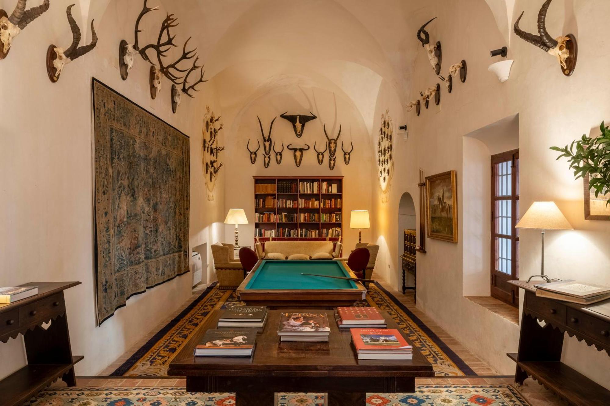 Monasterio De San Francisco Hotel Palma del Rio Luaran gambar